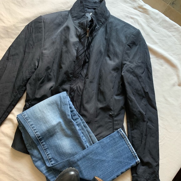 Ellie Tahari - fitted blazer - Picture 5 of 10